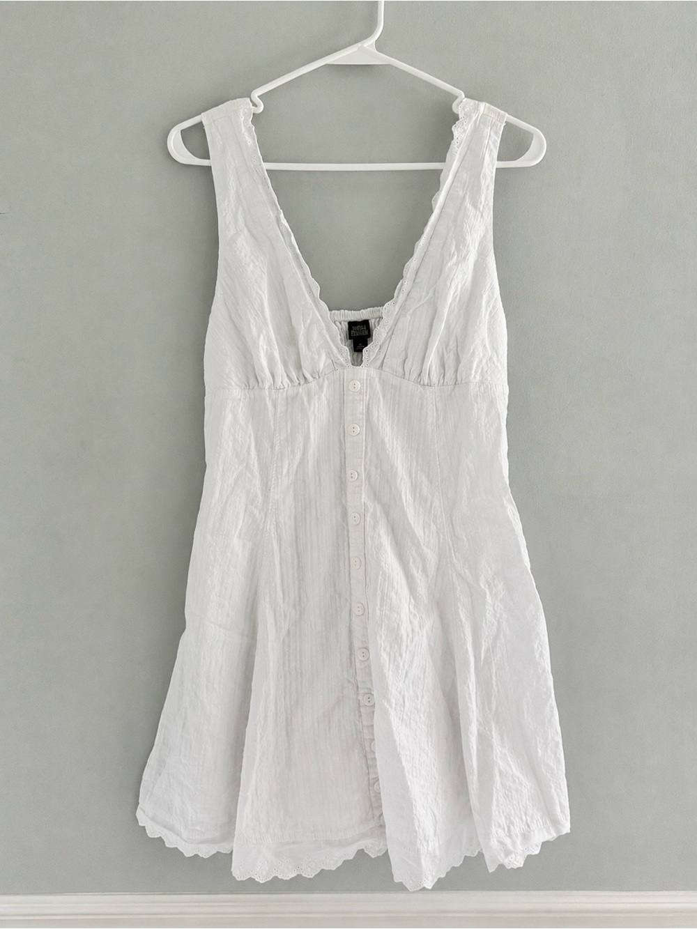 wild fable White Eyelet Button V-Neck Mini Dress - Picture 2 of 8